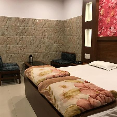 Bulandshahr Hotel Natraj المظهر الخارجي الصورة